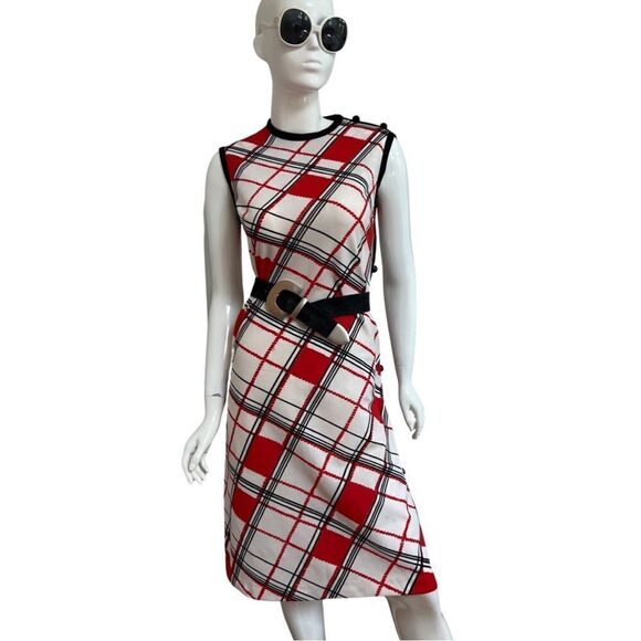 Vintage 1960s Mod Red Black Geometric Print Side Button Accent Shift Dress - Picture 7 of 15